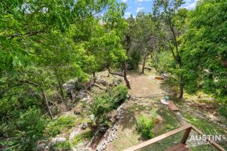 Near High Tech, Domain Pet-Friendly 4BR 2.5BA Home w Balconies By Austin Vacay - Austin - 2