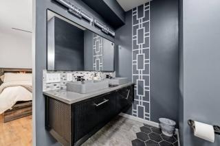 590) Newly remodeled 4 bedroom - Downtown - Indianapolis - 6