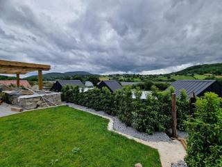 The Village at The Rocks - Luxury Glamping Resort - Newry - 1