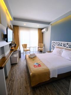 KUPALA BEACH HOTEL - 6