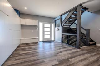 Mountain Crest Retreat - BBQ, Hot Tub, Theatre - Invermere - 8