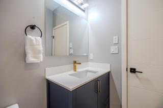 Mountain Crest Retreat - BBQ, Hot Tub, Theatre - Invermere - 5