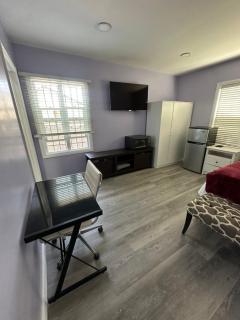 Awesome deal! Room with private bathroom close to Kia Forum, Sofi Stadium and LAX airport - 2