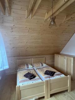 tradičná Čičmanská drevenica - Čičmany - 7
