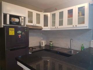 Joling's Crib 1 wid a balcony and facing amenities and just beside SM Ecoland - Davao - 3