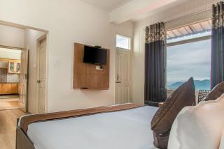 The Himalayan Roots I Serviced Apartments I Nature Treks & Mountains View l Pvt Balcony I Kasauli By Exotic Stays - - 8