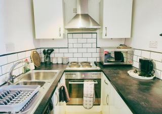 Bright and Cosy 1BR Flat w Balcony and Free Parking - Nottingham - 1