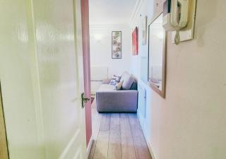Bright and Cosy 1BR Flat w Balcony and Free Parking - Nottingham - 9