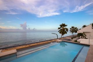 Casa Lux Oceanfront Villa Pool and Car Add Ons - San Juan - 4