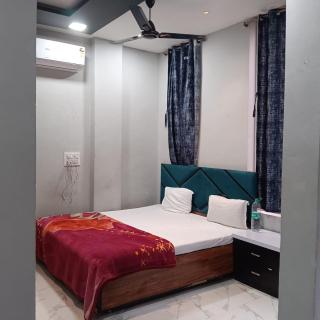 Hotel Shiv palace - Ujjain - 1
