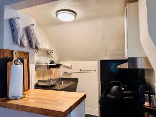 Cozy 1BD in Burlington’s Coolest Neighborhood - Winooski - 4