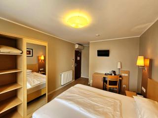 Atomis Hotel Düsseldorf City - Düsseldorf - 7