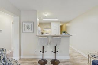 Palmettos at Folly 1L - 7