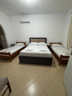 Family Apartment - Ksamil - 3