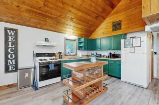 Max’s Retreat - Greenville - 3