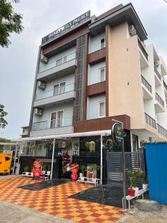 Honeyveils Palace - Greater Noida - 7