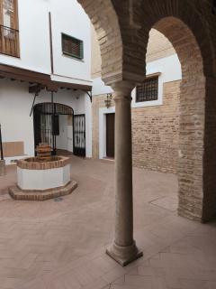 Hospedería Monasterio de San Leandro - 1