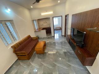 Adithya Home Stay - Yercaud - 2