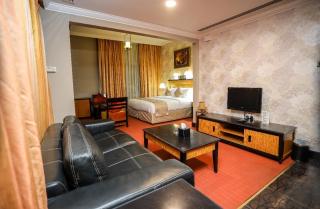 CREEK Hotel - Sharjah - 8