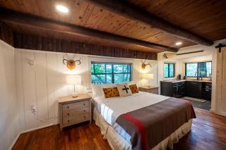 The Woodsman Lodge - Eureka Springs - 6