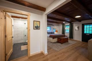 The Woodsman Lodge - Eureka Springs - 1