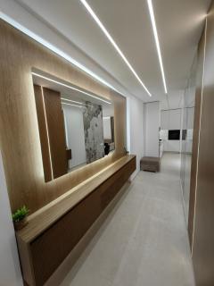 Lungomare Luxury Sea View Apartaments - Valona - 5