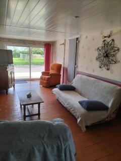 Charmante maison dans le bocage proche A84 - - 0