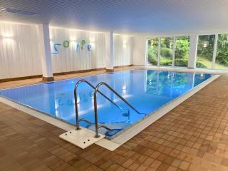 Premium Zuhause - Seeblick, Balkon, Pool & Seepromonade - Langscheid - 9