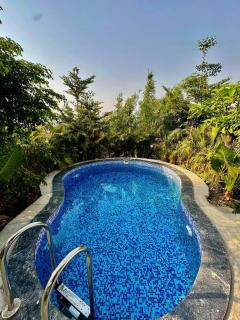 Caasa Tranquilla The Lakefront Loft 1 Private Pool - Pune - 7