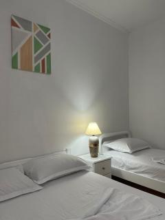 CityView Garden Retreat - Gjirokastra - 5