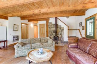 Trails and Creek On-Site Ozarks Retreat on 23 Acres - Timbo - 7