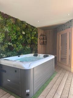 Villa Sirey & SPA - Design - Centre-ville - Jacuzzi & Sauna - 7