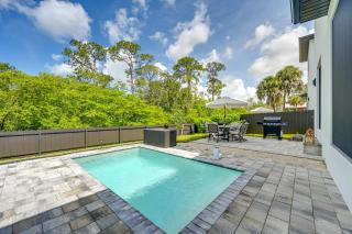 Walk to Celebration Park Naples Home with Pool! - Naples - 0