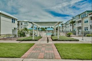 Village at Blue Mtn Beach 723 close to beach located in 30A - 0