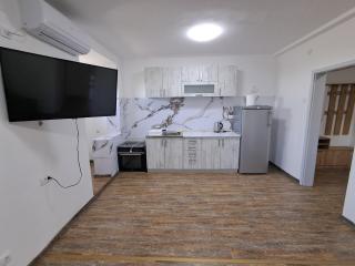 Apartman Oaza mira-Titova vila-Ergela Karadjordjevo - 3