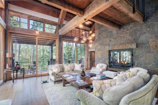 Robbers Roost by Exceptional Stays - 9