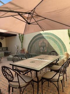 Luxury Private Riad, Air-Conditioned and Pool - Marrakech - 4
