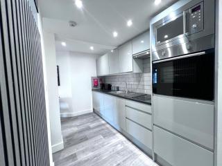Rent in Worcester Studio 2 Bransford Rd - Worcester - 6