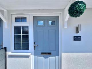 Rent in Worcester Studio 2 Bransford Rd - Worcester - 1