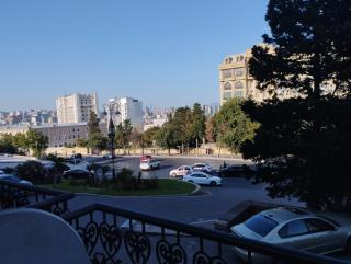 Просторная, красивая квартира в центре города - Baku - 5