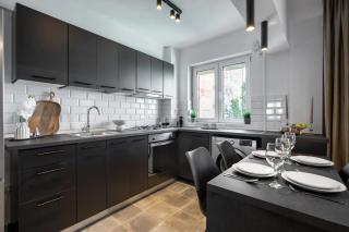 Colorful & Bright 2BR on Iconic Calea Victoriei - Bucharest - 9