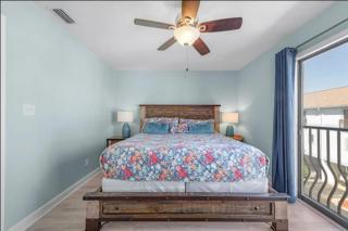 Costa Vista #20 near beach sleeps 8 - 5