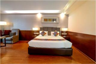 Blossoms Rooms- Beside Care Hospital- Banjara Hills - Hyderabad - 6