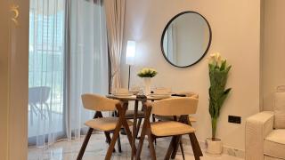 Comfortable 1BR Retreat with Balcony Vista 2 - Abu Dhabi - 4