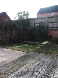 Spacious detached house with two ensuite bedrooms - Castle Donington - 4