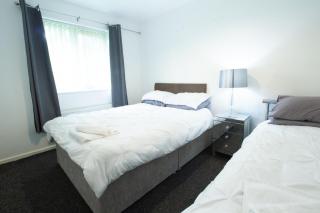 2 Bed Townhouse, Sleeps 5, Close to Manchester City Centre - Manchester - 8