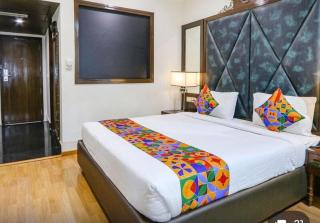 Blossoms Rooms- Beside Care Hospital- Banjara Hills - Hyderabad - 1