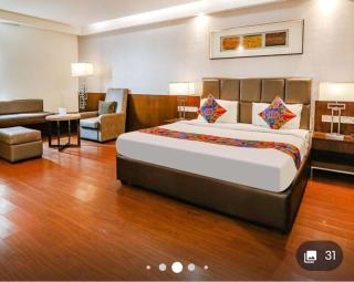 Blossoms Rooms- Beside Care Hospital- Banjara Hills - Hyderabad - 4
