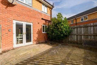 3BDR Gated parking near city centre - Manchester - 2