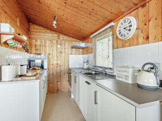 2 Bed in Aberdovey DY050 - Aberdyfi - 4